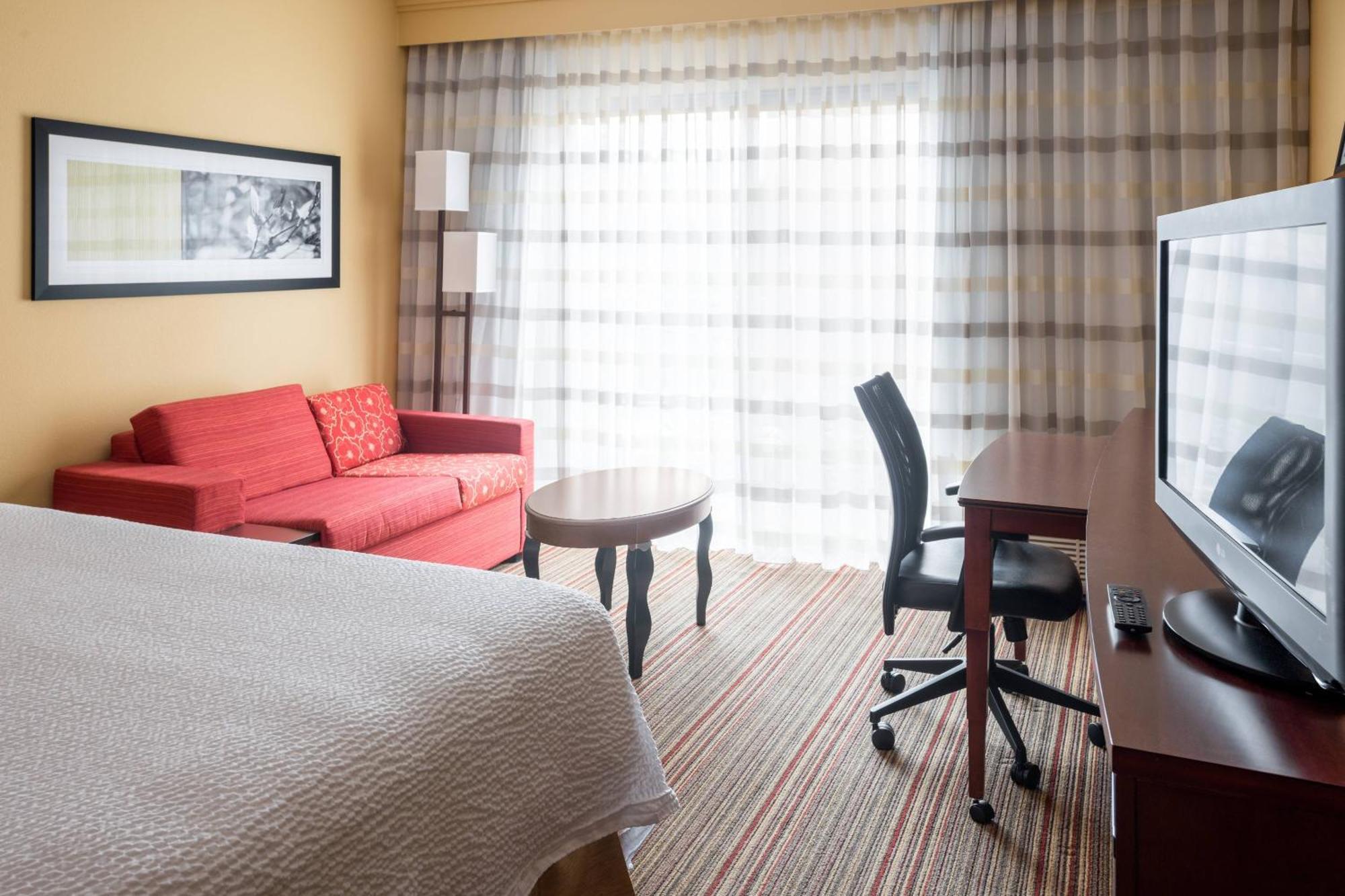Courtyard By Marriott Indianapolis Airport Ξενοδοχείο Εξωτερικό φωτογραφία