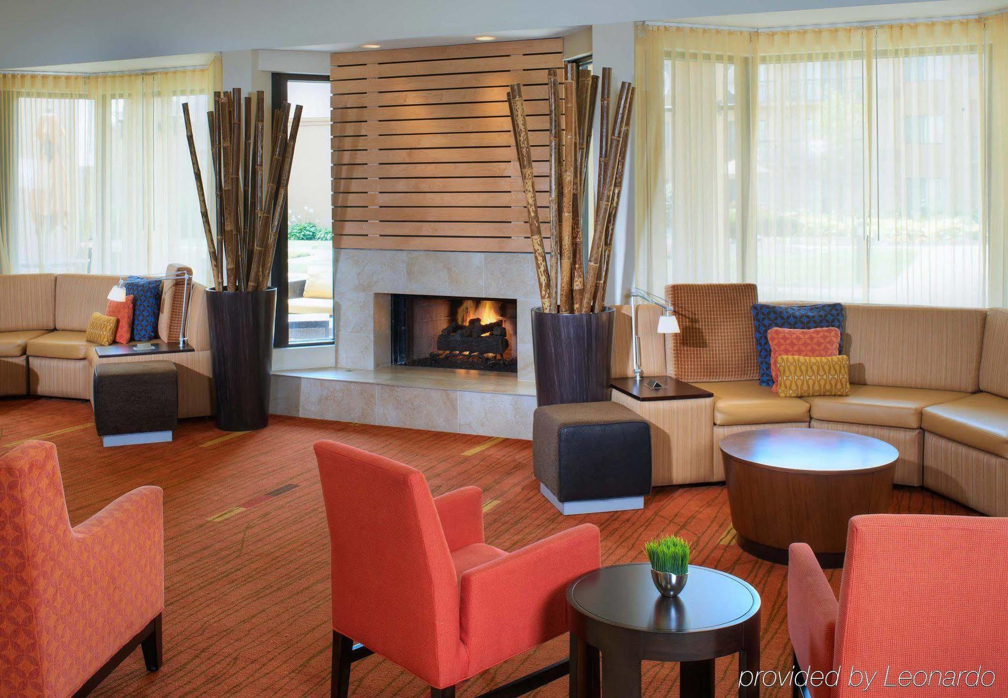 Courtyard By Marriott Indianapolis Airport Ξενοδοχείο Εξωτερικό φωτογραφία