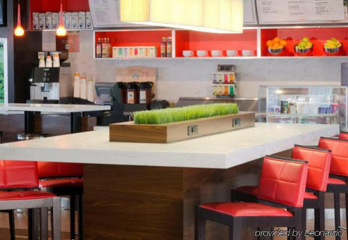 Courtyard By Marriott Indianapolis Airport Ξενοδοχείο Εξωτερικό φωτογραφία